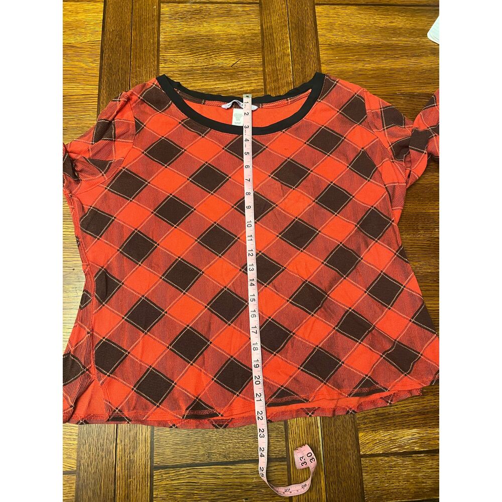 Victoria’s Secret Red Black Plaid Pajama Set XL Long Sleeve Top & Pants - Picture 11 of 15